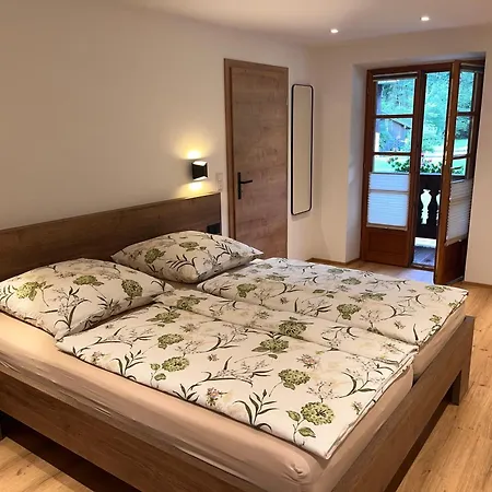 Gaestehaus Zum Thoma Kreuth Room photo