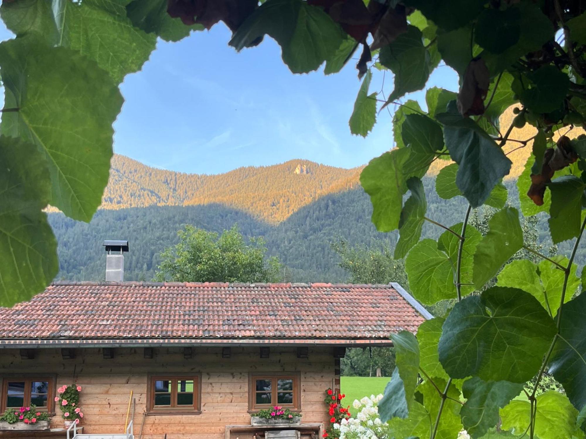 Gaestehaus Zum Thoma *