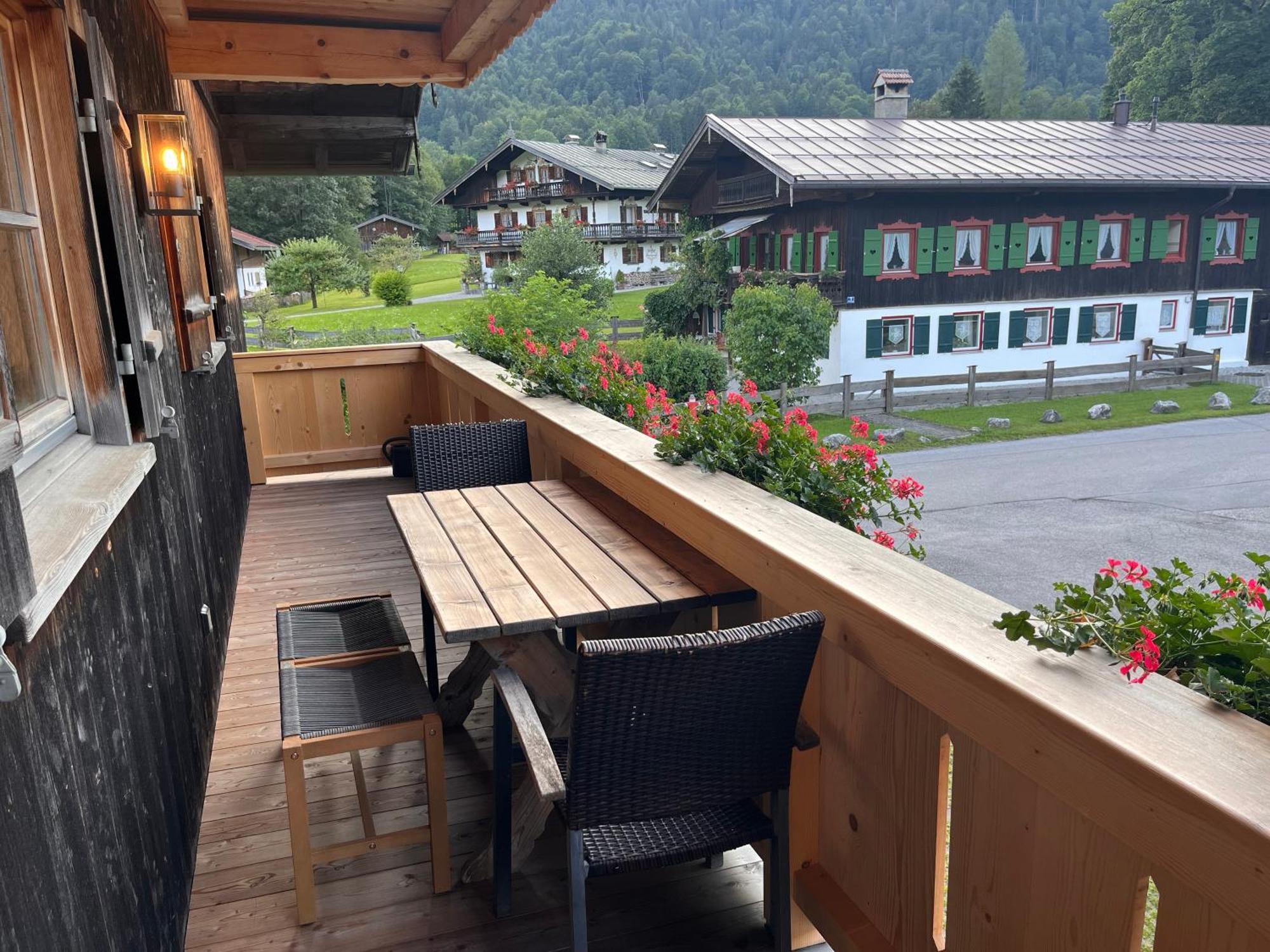 Apartment Gaestehaus Zum Thoma Kreuth